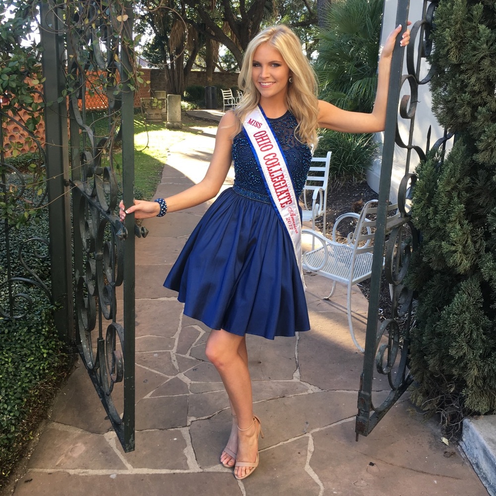 SHERRI HILL: Short Blue A Line Taffeta Dress